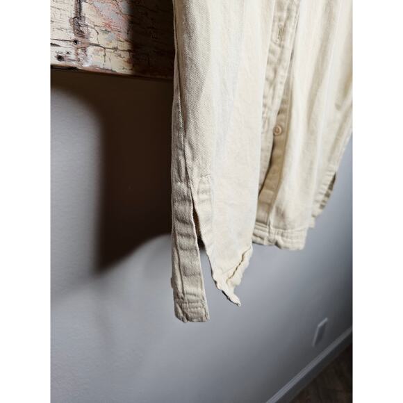 Tiger khaki Collared Button Up Top Ladies size Medium by Shipshe - Picture 12 of 12